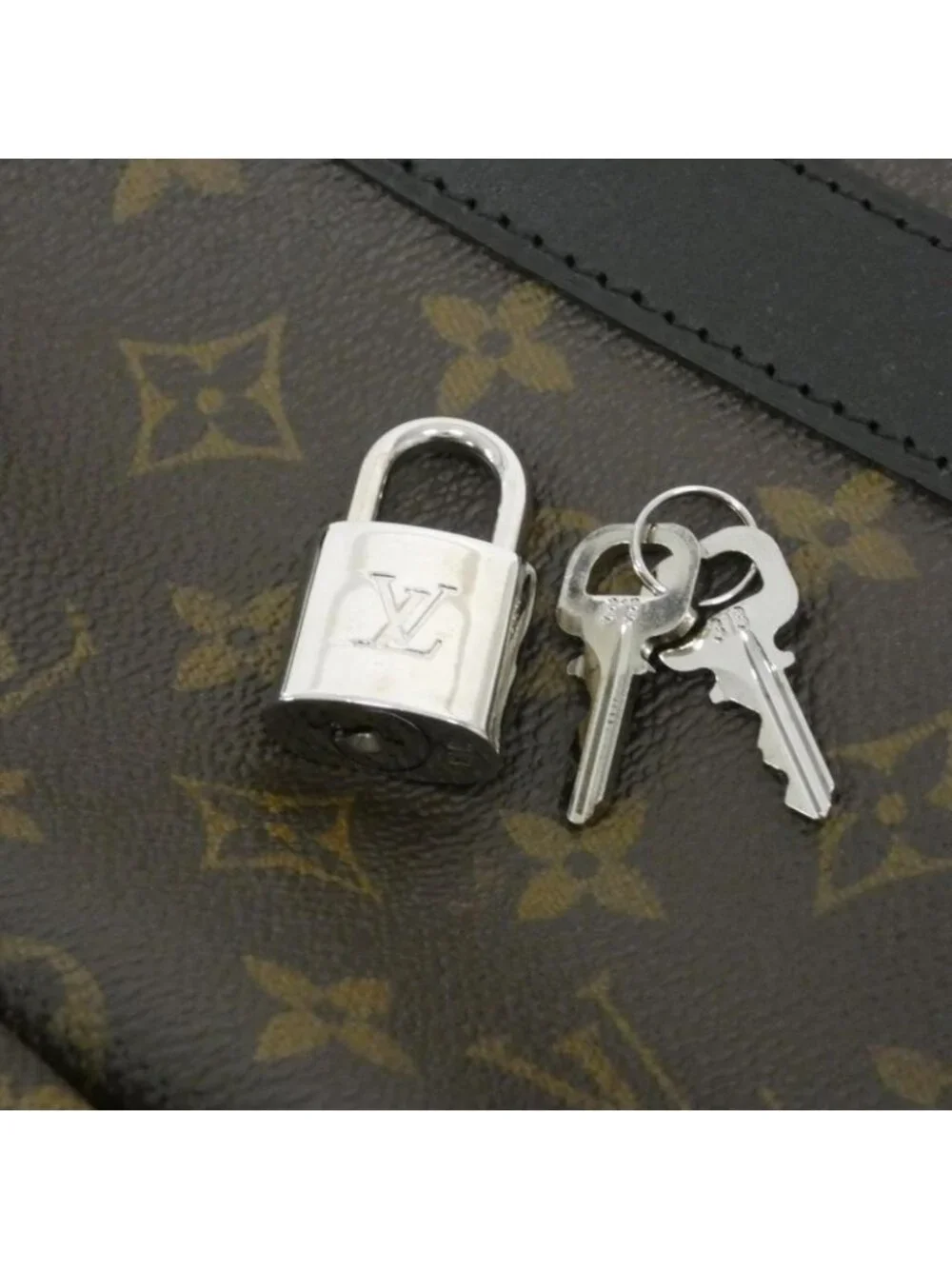 Louis Vuitton Monogram Macassar Keepall Bandouliere 55 cm Boston Bag - Picture 7 of 10